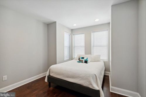 1304 18 St, Philadelphia PA 19140-1015 exterior