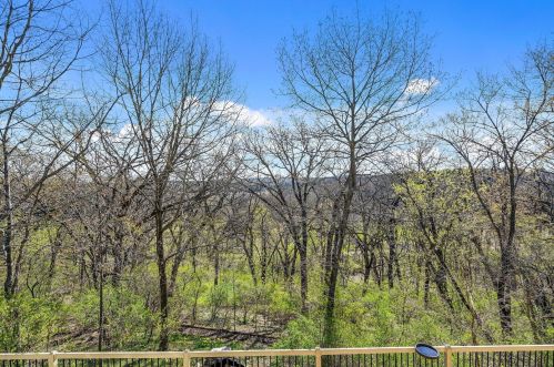 673 Saddle Rdg, Bull Valley IL 60012-3600 exterior