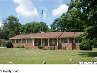 2490 Savoy St, Birmingham AL  35226-1656 exterior