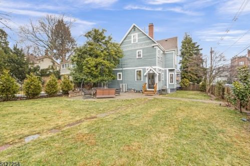 303 Prospect St, Westfield NJ 07090-4242 exterior