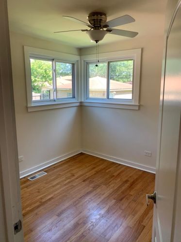 14215 Dobson Ave, Dolton IL 60419-2707 exterior