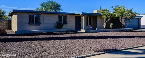 3460 Chesin Dr, Tucson, AZ 85730-2318