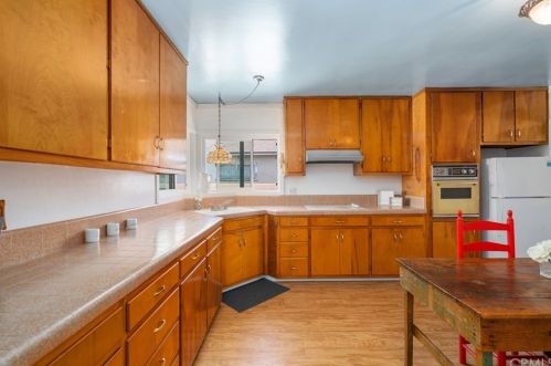 13913 Carpintero Ave, Bellflower CA 90706-2724 exterior