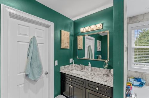 142 Lexington Ave, Providence RI 02904-4413 exterior