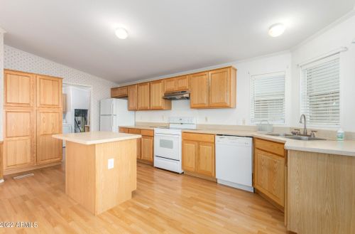 19426 25 St, Phoenix AZ 85008-4912 exterior