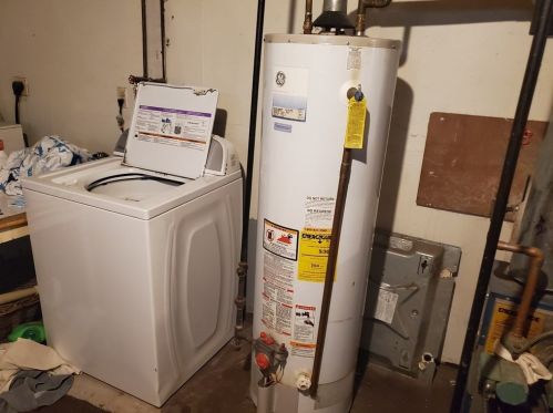 47 Lansing Pl, Springfield MA 01108-1719 exterior