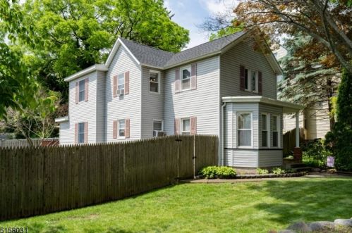 51 Kiel Ave, Kinnelon, NJ 07405-1304