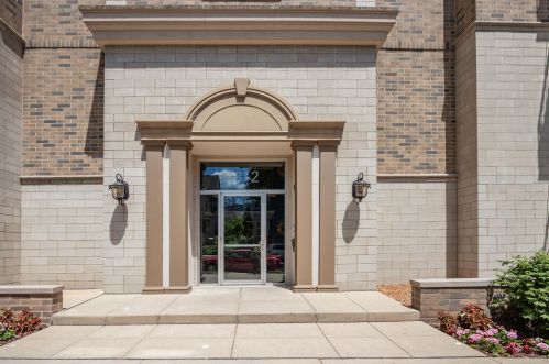 1812 Lafayette Pl, Milwaukee WI 53202-1188 exterior