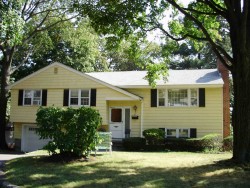 87 Prescott St, Newton, MA 02460-1718