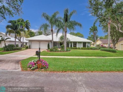 2837 Banyan Boulevard Cir, Boca Raton, FL 33431-6363