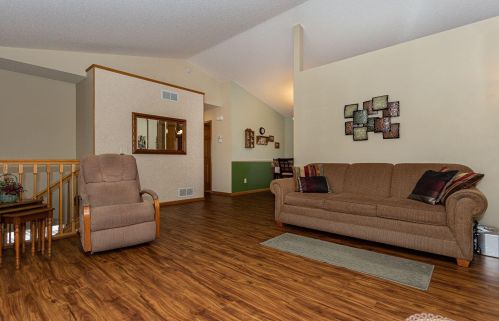 251 Lawrence Ct, Sartell MN 56377-2072 exterior