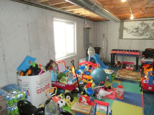 316 Pheasant Run Rd, Joliet IL 60433-3201 exterior