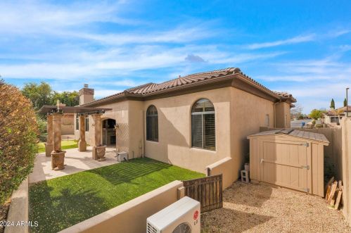 1681 Jay Pl, Chandler AZ 85286-7036 exterior