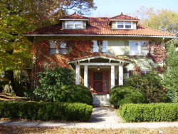 331 Lake Ave, Newton, MA 02461-1211