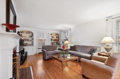 28 Cedar St, Mount Vernon NY 10552-3007 exterior