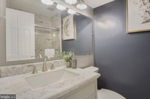 913 Caddington Ave, Silver Spring MD 20901-1048 exterior