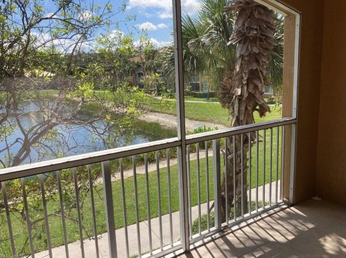 1820 Florida Club Cir, Naples FL 34112-8705 exterior