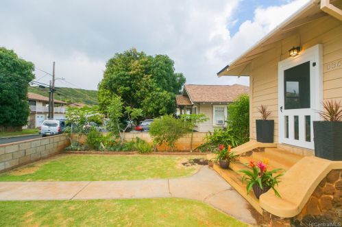 536 12 Ave, Honolulu HI exterior