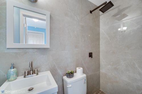 135 73rd Ave, Gary IN  46410-3657 exterior