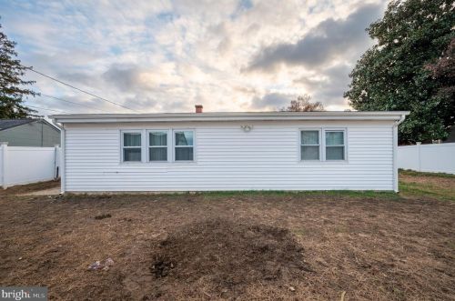 107 Linstone Ave, New Castle DE  19720-2026 exterior