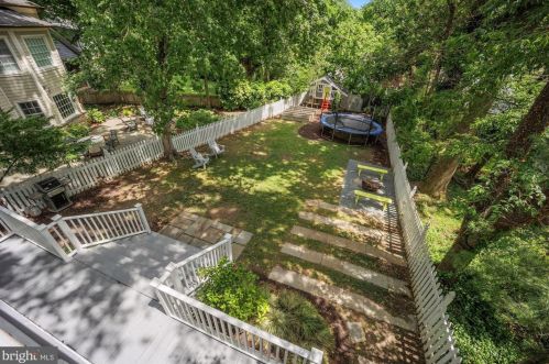 1847 47 Pl, Washington DC 20007-1910 exterior