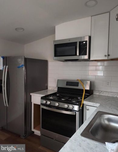 262 Logan Ave, Trenton NJ  08629-1509 exterior