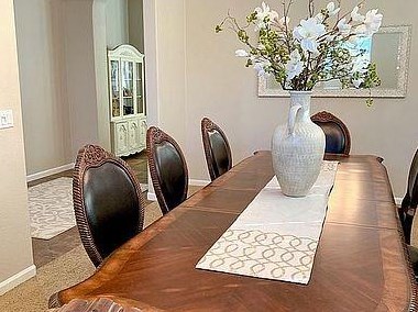 992 La Paloma St, Turlock CA 95382-0484 exterior