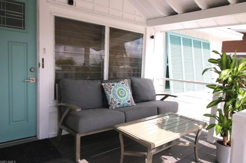 1017 Rdg St, Naples FL 34103-4223 exterior