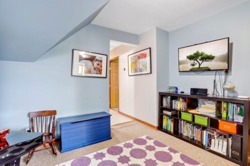 4214 Bernard St, Chicago IL 60618-1104 exterior