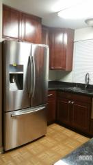 6557 Kenwood Ave, Chicago IL  60637-4410 exterior