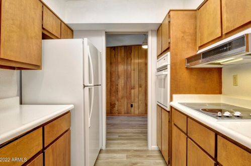 7611 12th Pl, Phoenix AZ  85020-4540 exterior