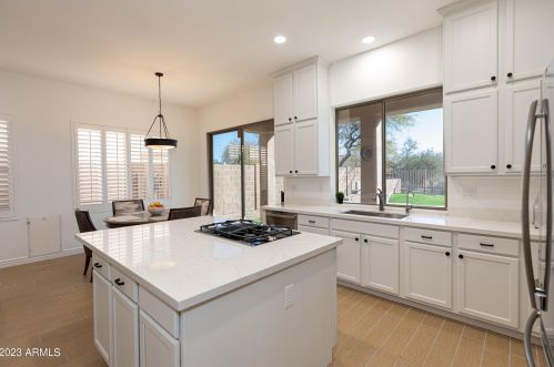 22037 55th St, Phoenix AZ  85054-7151 exterior