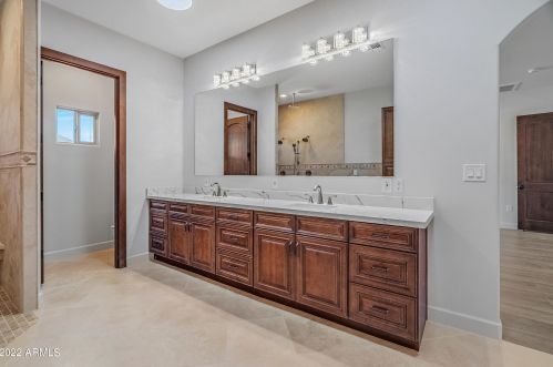 36648 27th Ave, Phoenix AZ 85086-8747 exterior