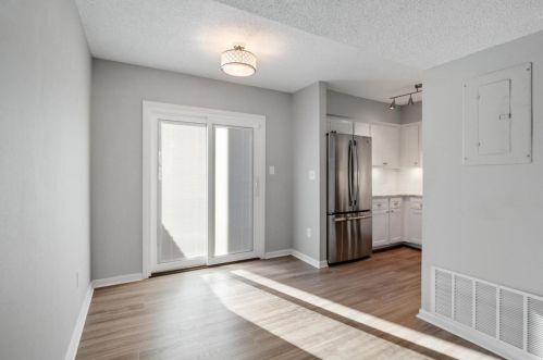 1508 Swallow Dr, Saint Louis MO 63144-1620 exterior