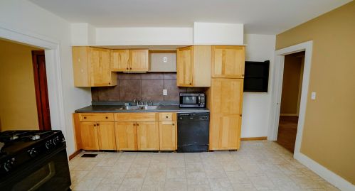 1306 Buffalo Ave, Grand Rapids MI 49505-5003 exterior