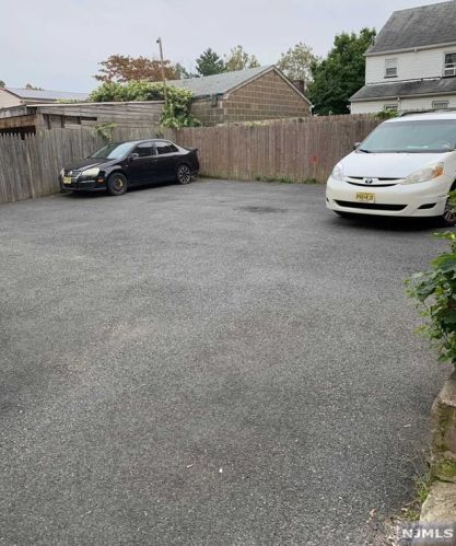 89 Allen St, Irvington NJ  07111-1683 exterior