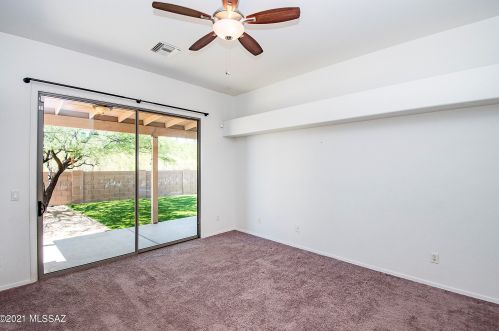 7972 Hawk Eagle Ct, Tucson AZ  85757-1643 exterior