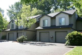 3950 Goodpasture Loop, Eugene OR  97401-1423 exterior