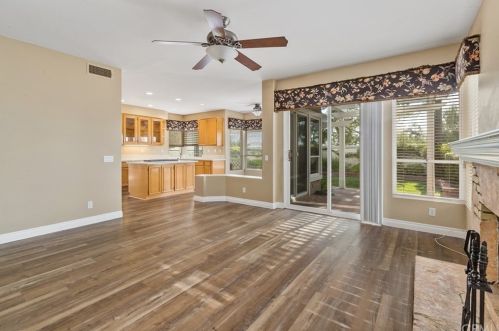 45361 Camino Monzon, Temecula CA 92592-1300 exterior