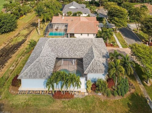 577 Roma Ct, Naples, FL 34110-6457