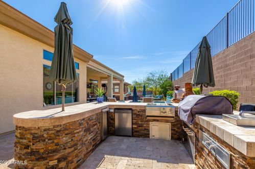 41618 Anthem Ridge Dr, Phoenix AZ 85086-1973 exterior