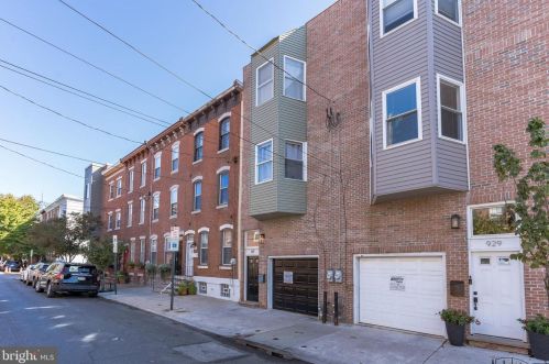 927 18th St, Philadelphia PA  19130-1535 exterior