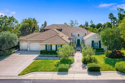 2440 Bronzewood Dr, Tustin CA  92782-4321 exterior