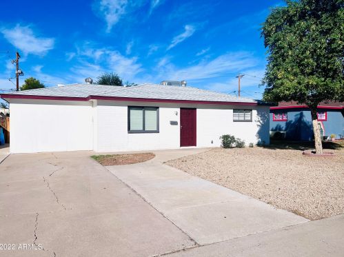 8032 30th Dr, Phoenix, AZ 85051-6323