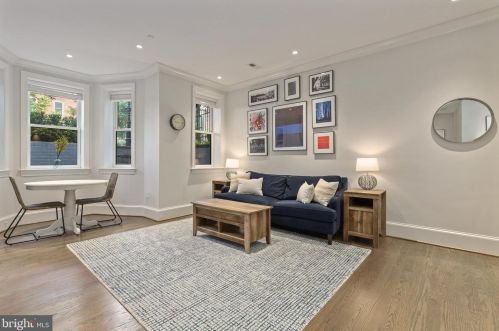 418 7th St, Washington, DC 20024-2576