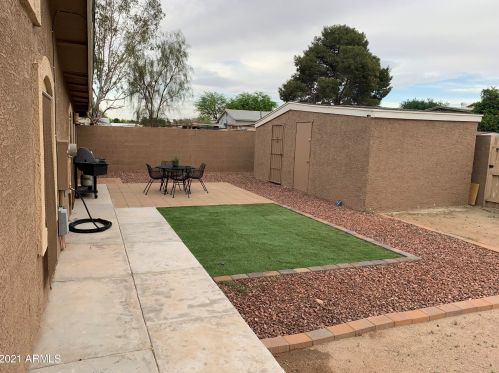 1627 Carter Rd, Phoenix AZ  85041-6620 exterior