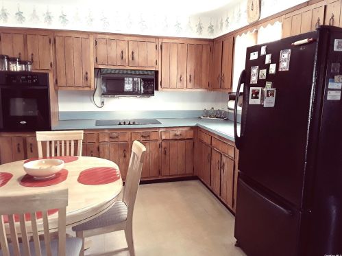 250 Kellum St, Babylon NY 11704-5022 exterior