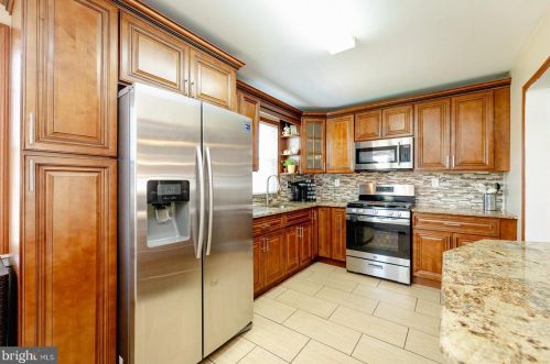 1417 Friendship St, Philadelphia PA 19149-1620 exterior