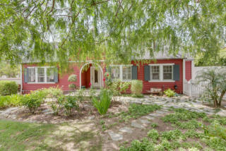 3611 Grand View Blvd, Los Angeles CA  90066-3107 exterior