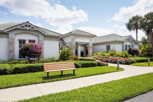 6359 Old Mahogany Ct, Naples FL exterior